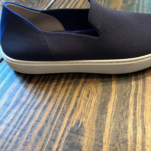Rothy’s original slip on sneaker - Picture 8 of 9